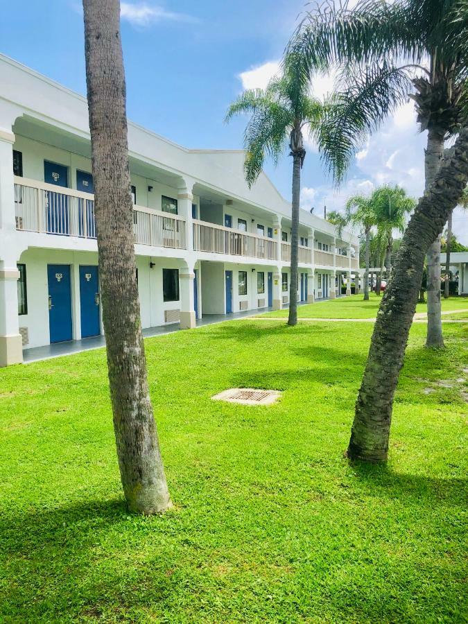 Motel 6-Starke, Fl 외부 사진